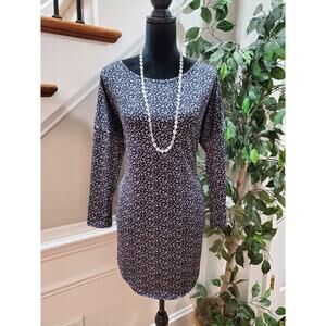 Honey & Lace Women's Black Polyester Round Neck Long Sleeve Knee Length Dress 2X